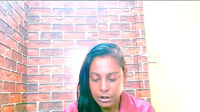 Snapshot of indian_spice_girl chatting on 04.26.26 indian spice girl online show from 04.26.26