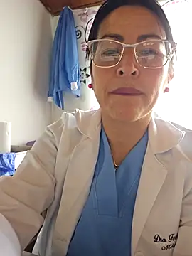 JustSamantha  online show from 12.01.25