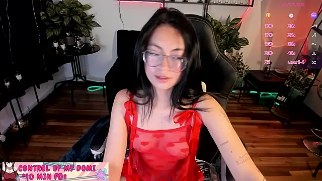 little xioo  online show from 12.22.25