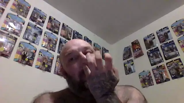 Snapshot of jbrown334 chatting on 12.17.25 jbrown334 online show from 12.17.25