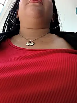 Snapshot of Kendra-daring chatting on 06.18.26 Kendra-daring online show from 06.18.26