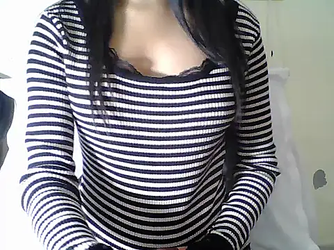 Bold girl23 online show from 12.17.25