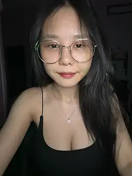 Kiee-lee online show from 07.12.26