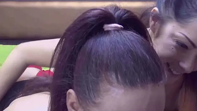 JasminAndAlyssa online show from 11.28.25