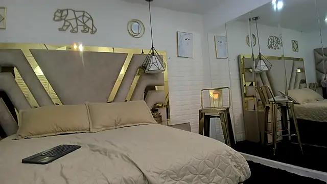 molly madisson  online show from 01.07.26