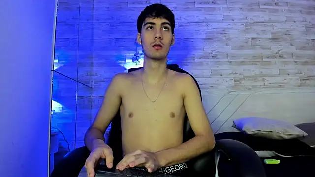 Emir Ozan  online show from 12.02.25