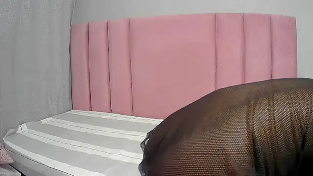 Snapshot of Cherrydollx chatting on 02.12.26 Cherrydollx online show from 02.12.26