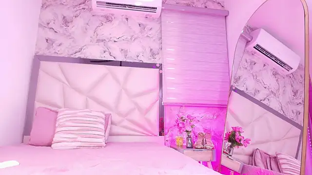 lili jhonson online show from 04.11.26