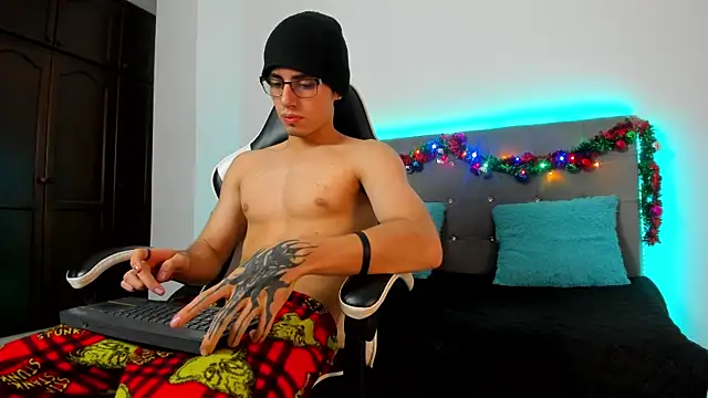 eren jeager online show from 12.22.25