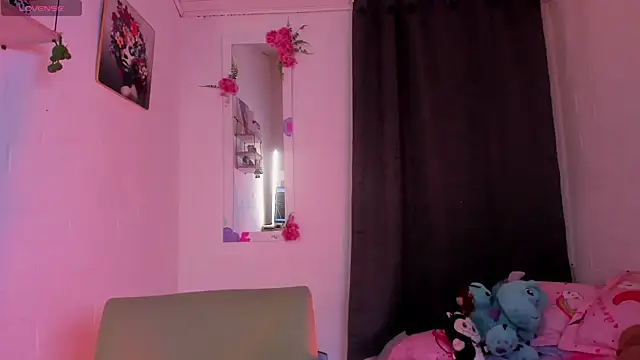 Snapshot of Cristal_dark chatting on 03.02.26 Cristal dark online show from 03.02.26