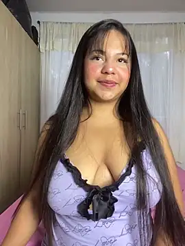 Snapshot of katthyasmitth chatting on 04.04.26 katthyasmitth online show from 04.04.26