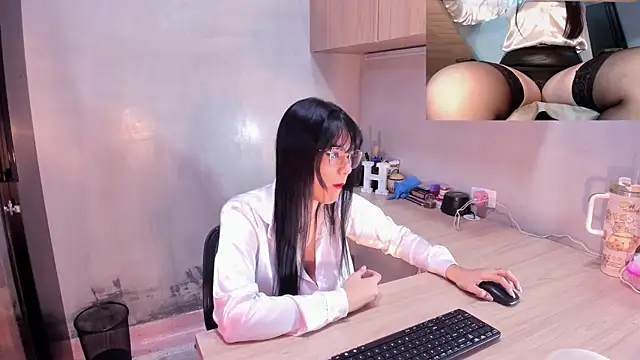 Haylenpark online show from 12.21.25