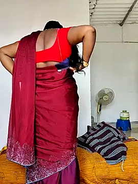 Desicouple1706 online show from 04.07.26