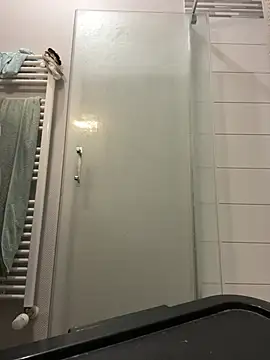 Snapshot of Lothentik chatting on 02.20.26 Lothentik online show from 02.20.26