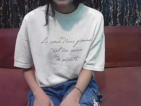 Snapshot of hello_baby01 chatting on 04.04.26 hello baby01 online show from 04.04.26