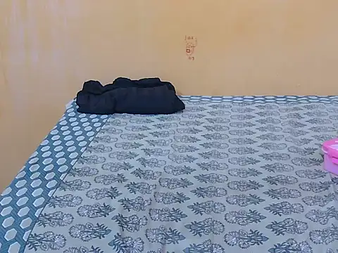 Honey Baby1 online show from 02.27.26