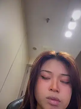Toffee-00 online show from 06.09.26