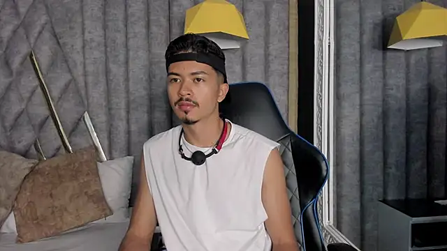 NicolaiKarav online show from 12.02.25