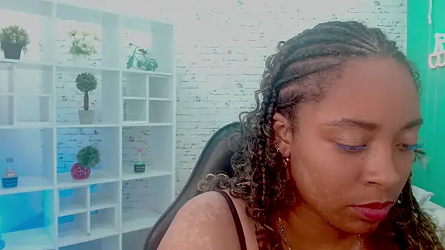 cataleya eebony online show from 01.14.26