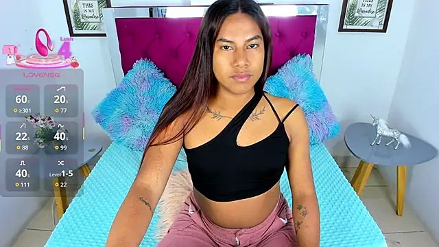 Samantha  F W online show from 12.01.25