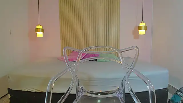 Izelevans online show from 02.16.26