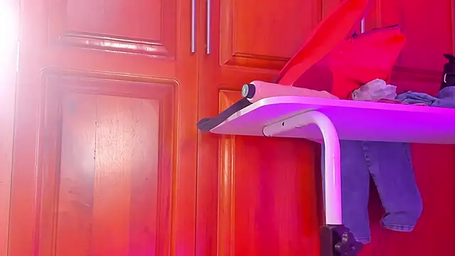 Snapshot of ValeryTs1 chatting on 11.24.25 ValeryTs1 online show from 11.24.25