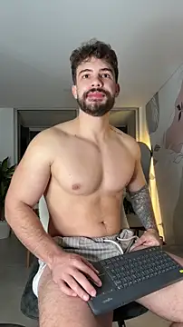 Valenthino Salvatore online show from 03.05.26