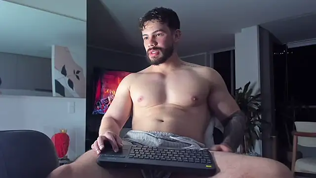 Valenthino Salvatore online show from 04.06.26