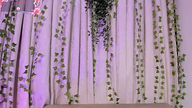 BritneyCortz  online show from 11.25.25