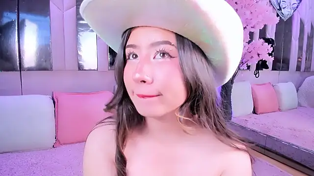 Naomistart online show from 01.09.26