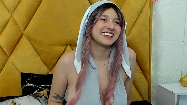 CandySwan online show from 01.14.26