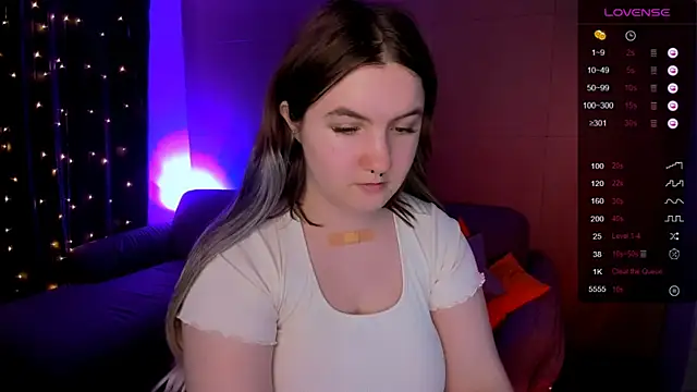 lovelyy julia online show from 03.16.26