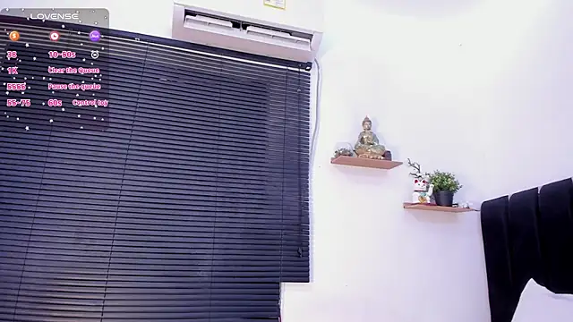 hinnataSmilerr online show from 04.10.26