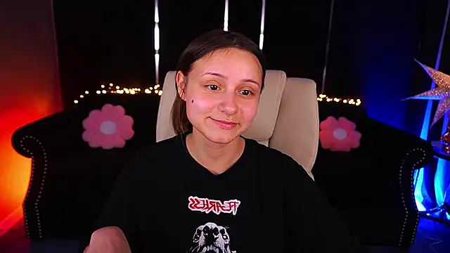 TinyNatalie online show from 05.19.26