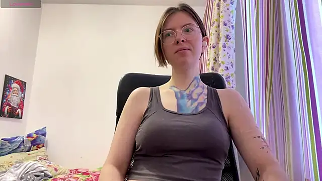 FiorettaFen online show from 11.25.25