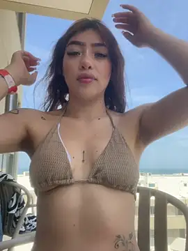 Snapshot of DAKOTA_SAKURA chatting on 04.14.26 DAKOTA SAKURA online show from 04.14.26