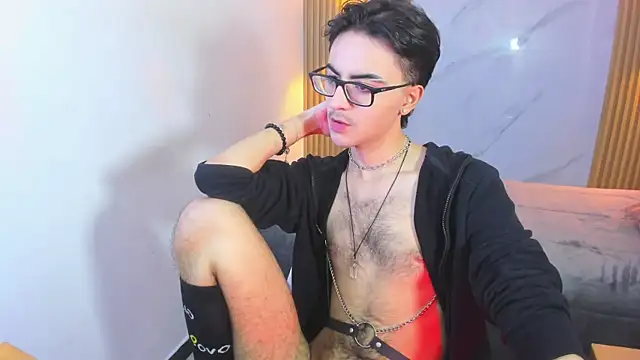 Im Dayros online show from 12.15.25