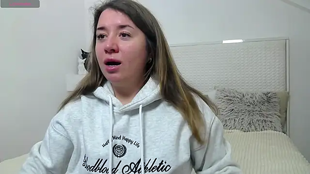 Leona Rae online show from 01.13.26