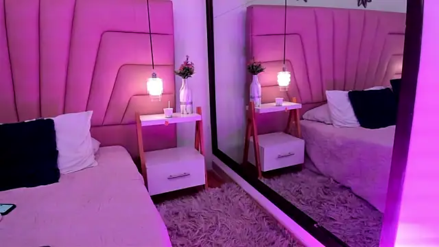 Snapshot of Ambar85 chatting on 02.28.26 Ambar85 online show from 02.28.26