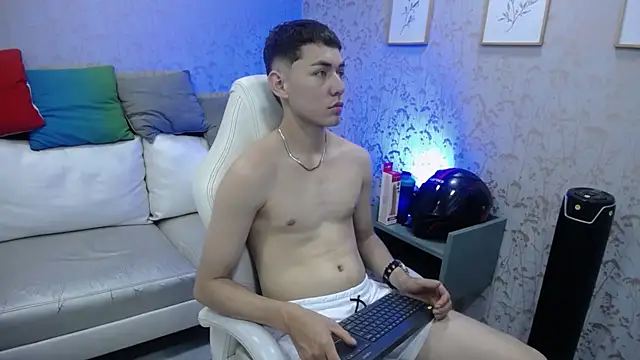 LoganFoster  online show from 12.18.25