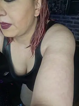 Snapshot of SquirtPassion1995 chatting on 04.03.26 SquirtPassion1995 online show from 04.03.26