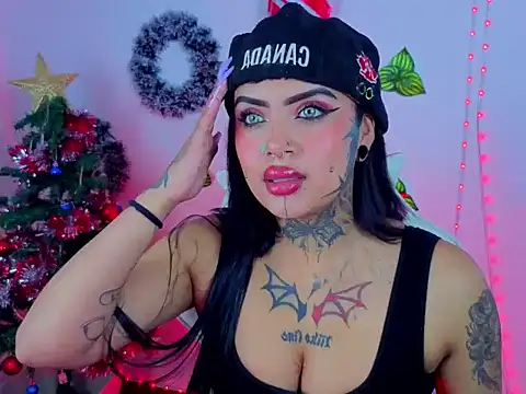 Snapshot of Ink_Nikki chatting on 12.15.25 Ink Nikki online show from 12.15.25