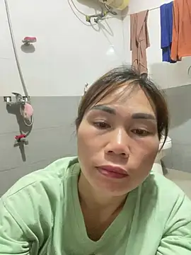 meganmeo online show from 05.18.26