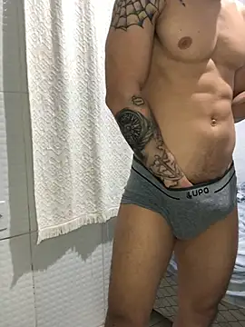 Snapshot of dot_21cm_ chatting on 04.14.26 dot 21cm online show from 04.14.26