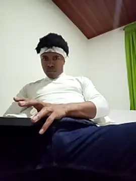 man black hot24 online show from 12.18.25