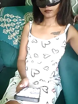 Snapshot of Ammu_Kutty143 chatting on 04.29.26 Ammu Kutty143 online show from 04.29.26