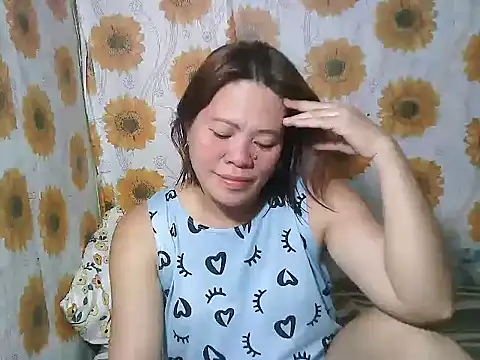 Smilinglovely online show from 04.09.26