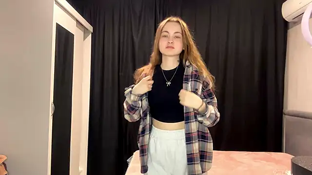 PrettyGhost online show from 11.26.25