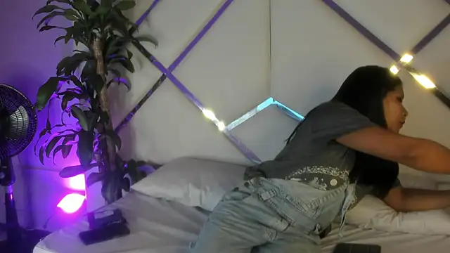 Snapshot of A_Good_Witch chatting on 02.05.26 A Good Witch online show from 02.05.26