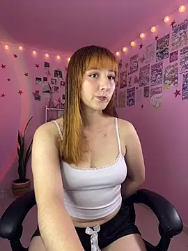 Snapshot of Davne_ chatting on 07.14.26 Davne online show from 07.14.26